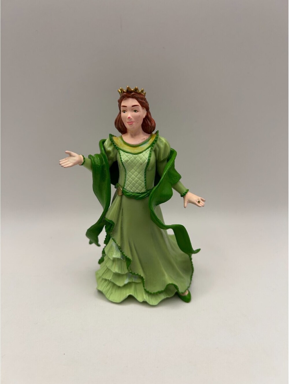 Safari Ltd Princess Emily Green Dress Crown Figurine ©2010 Days of Old Used
